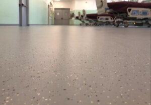 Pavimento disipativo electrostático especial para salas limpias